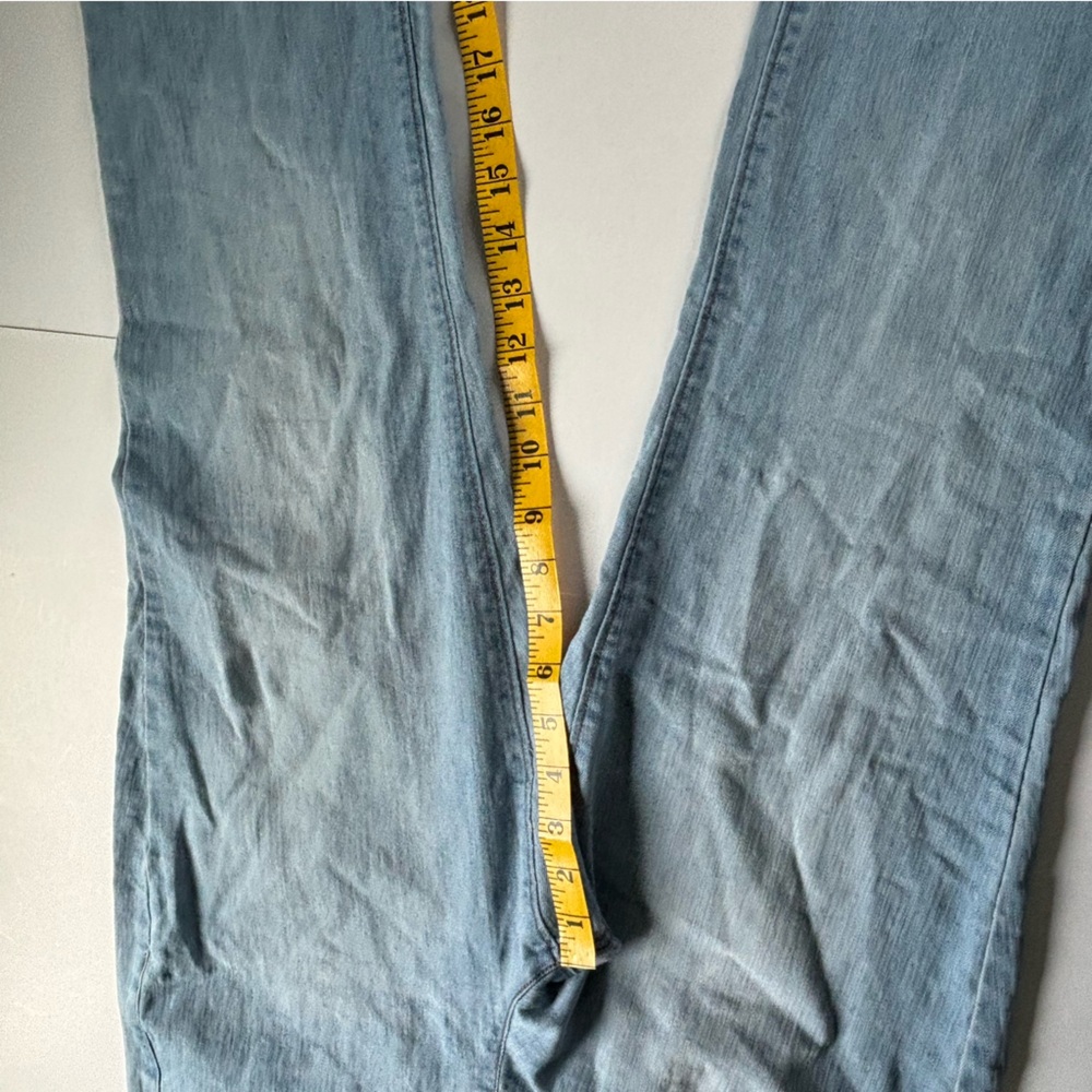 COLDWATER CREEK cropped stretch denim jeans. Size 8. Very cute and comfortable.